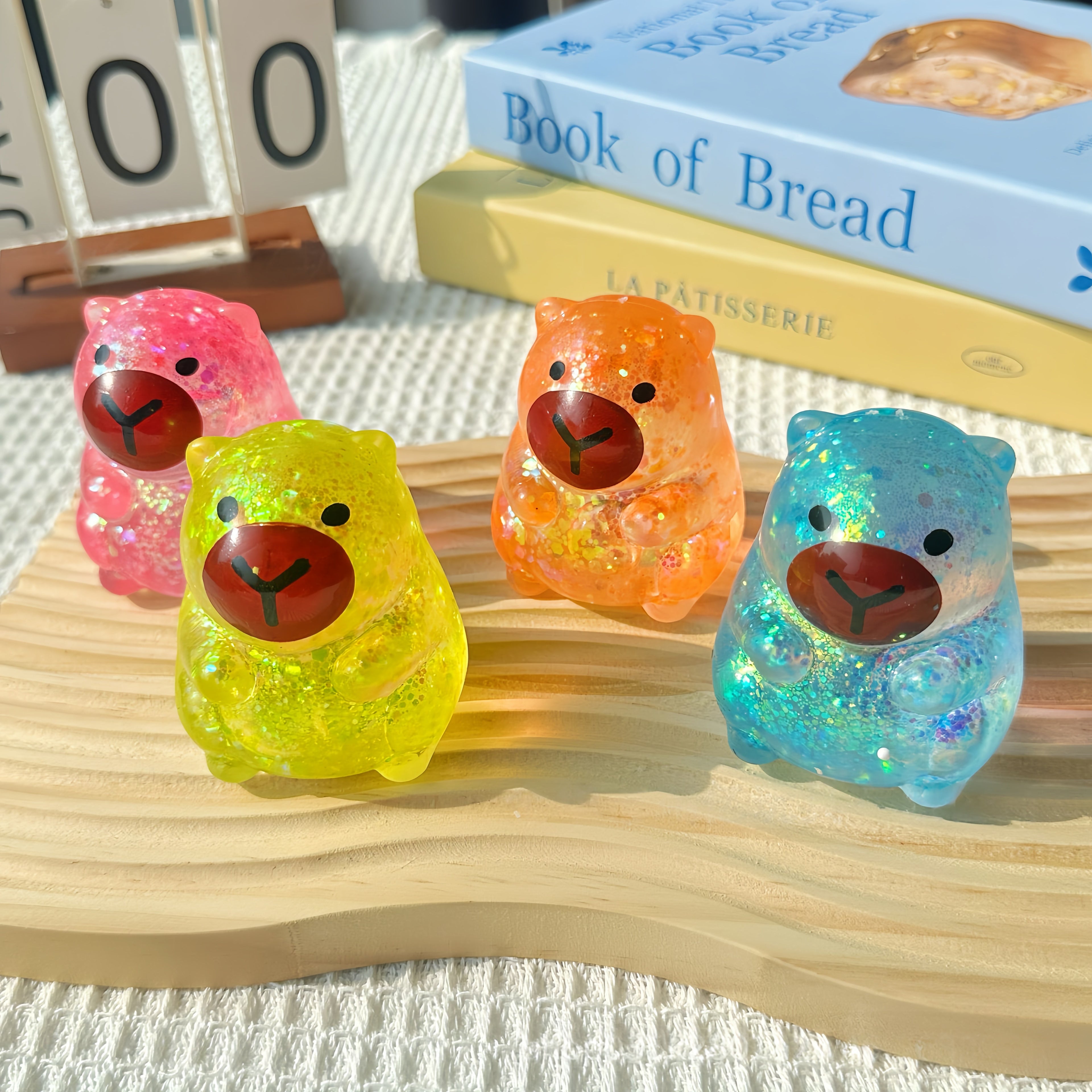 2PC/ 4 PCS-Cute Capibara Maltose Pinch Happy Dolphin Pinch, Slow Rebound Stress Relief Toy, Fun Interactive Design, Perfect Gift for  Adults